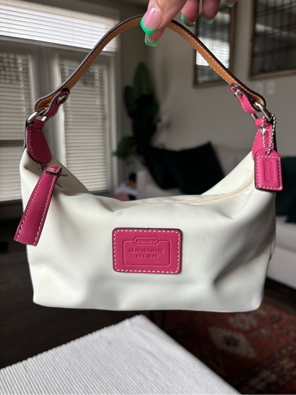 💗🤍💕Y2K COACH Nylon Mini Pouchette💕🤍💗